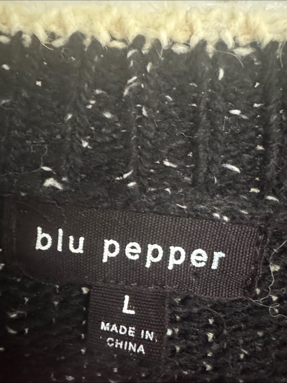 Blu Pepper Black & Cream Swan Knit Cardigan - Picture 2 of 6